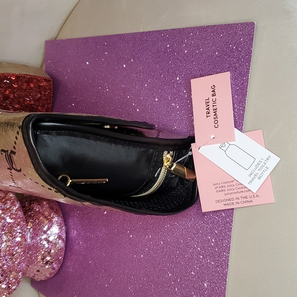 Juicy Couture 💘NWT💘 Shiny Gold Metallic Cosmetic Travel Bag with Hanger! - Picture 5 of 15